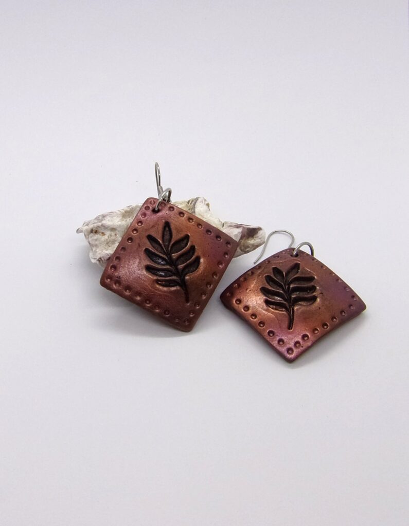 Metalic copper