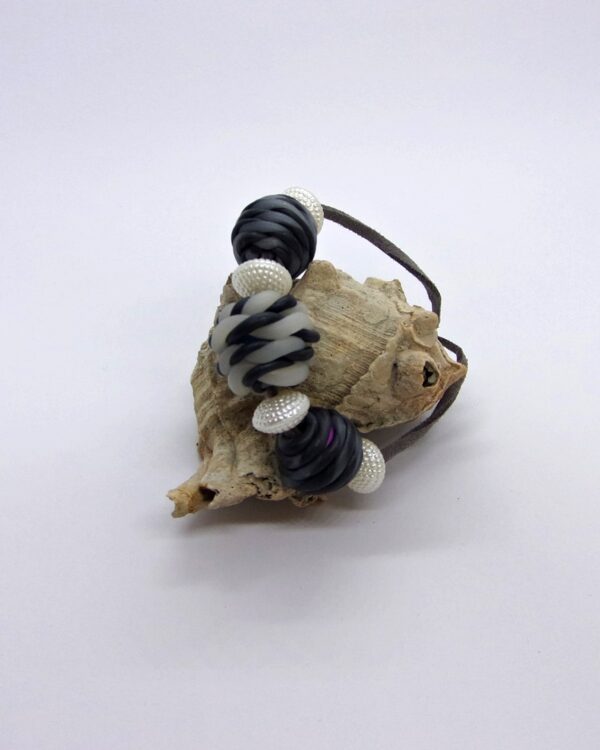 Rustic milky