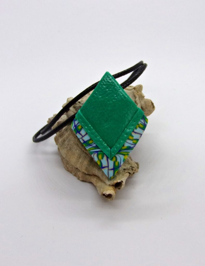 Apis mini