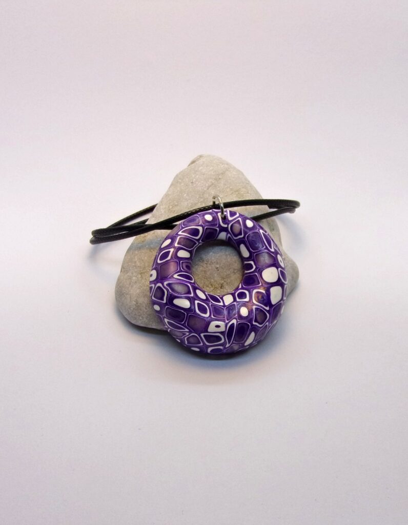 Retro purpura